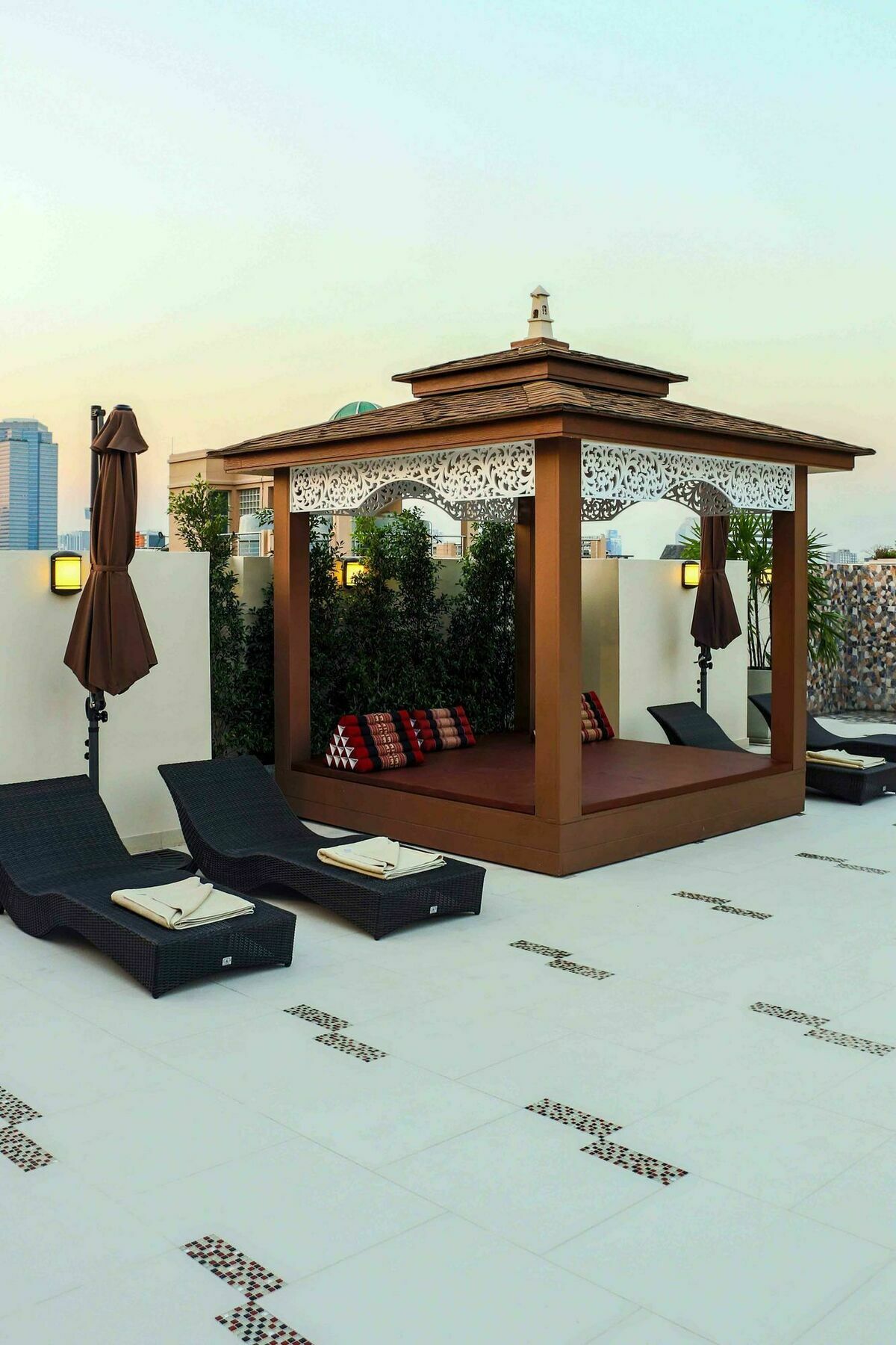 Aspira Hana Executive Apartment Thonglor Bangkok Dış mekan fotoğraf