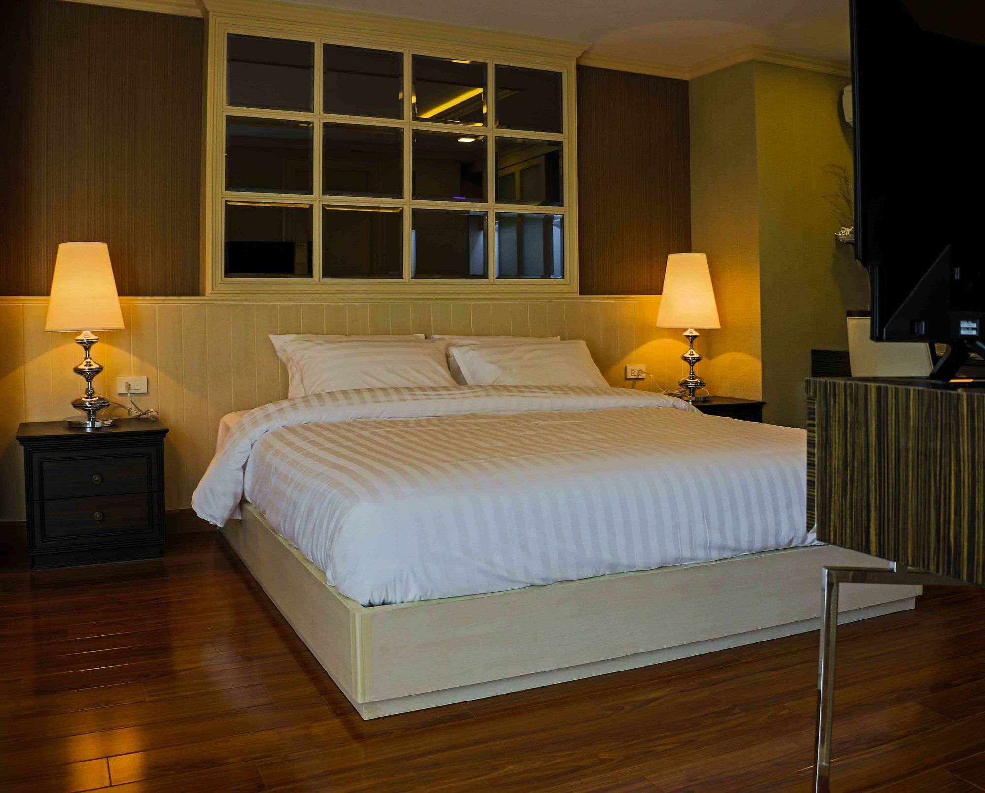 Aspira Hana Executive Apartment Thonglor Bangkok Dış mekan fotoğraf